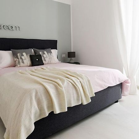 Altido Superb Apt Near Arco Della Pace And Sforzesco Castle ミラノ エクステリア 写真